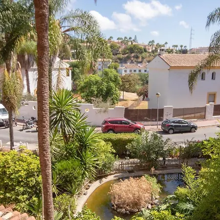 Apartamento In Calahonda With Wifi